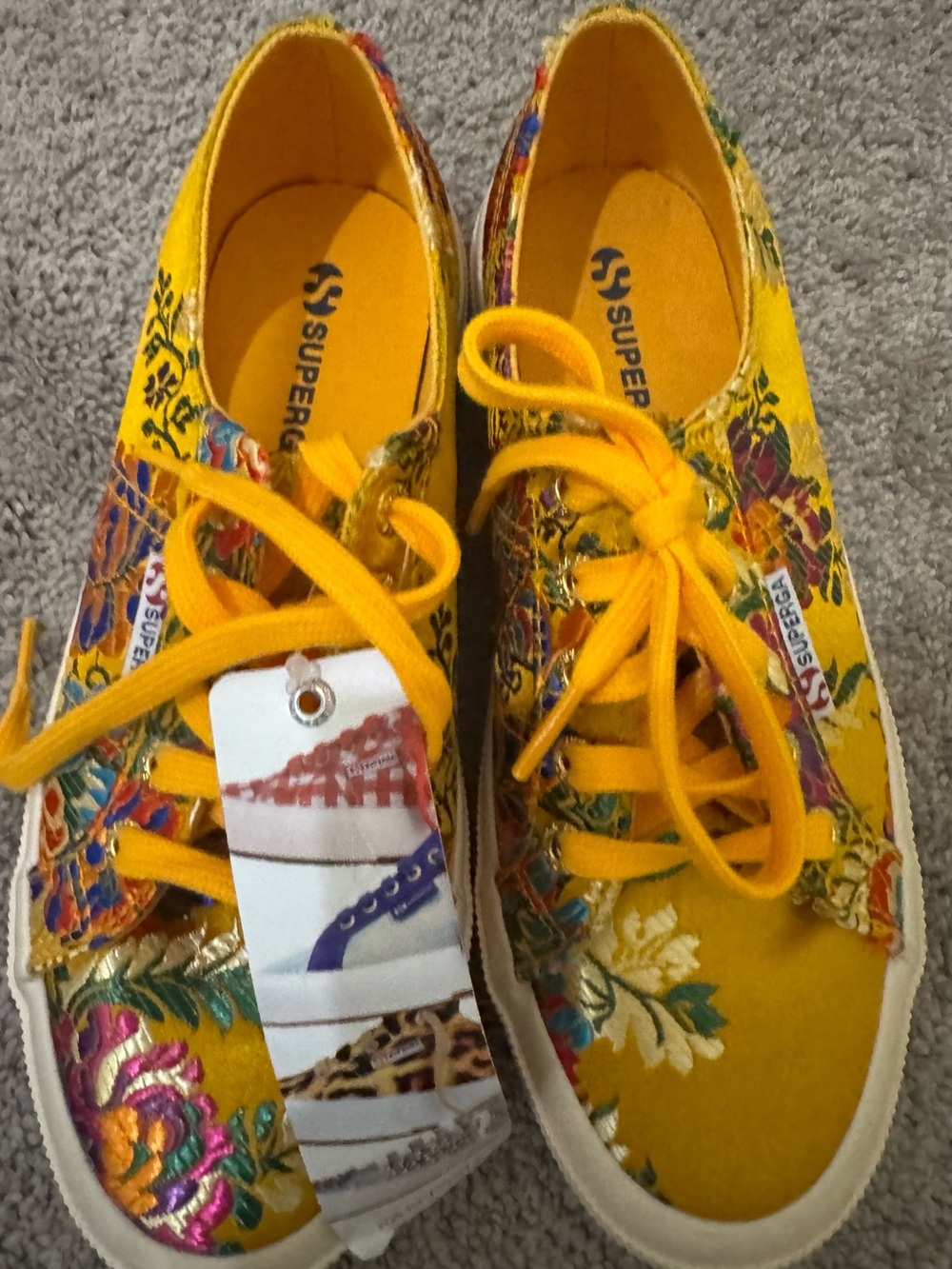 Superga Women’s Yellow Embroidered Floral Lace-Up Sneakers US Size 7 NEW
